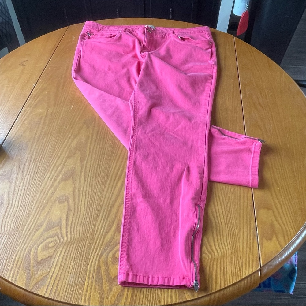 G.H. Bass&Co.  used pink skinny leg jeans size 14
